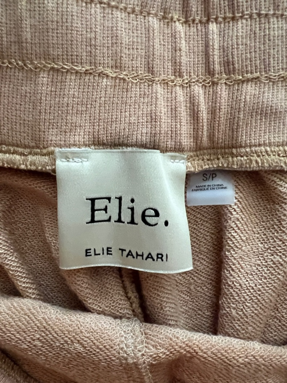 Elie. By Elie Tahari short size small - Picture 3 of 3